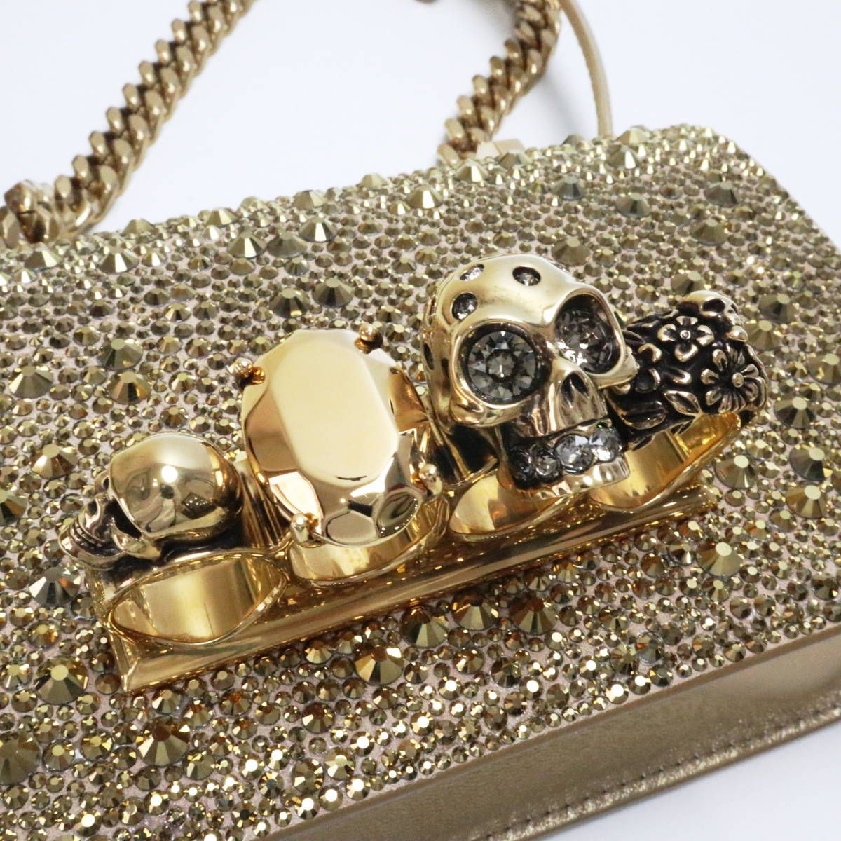 アレキサンダーマックイーン