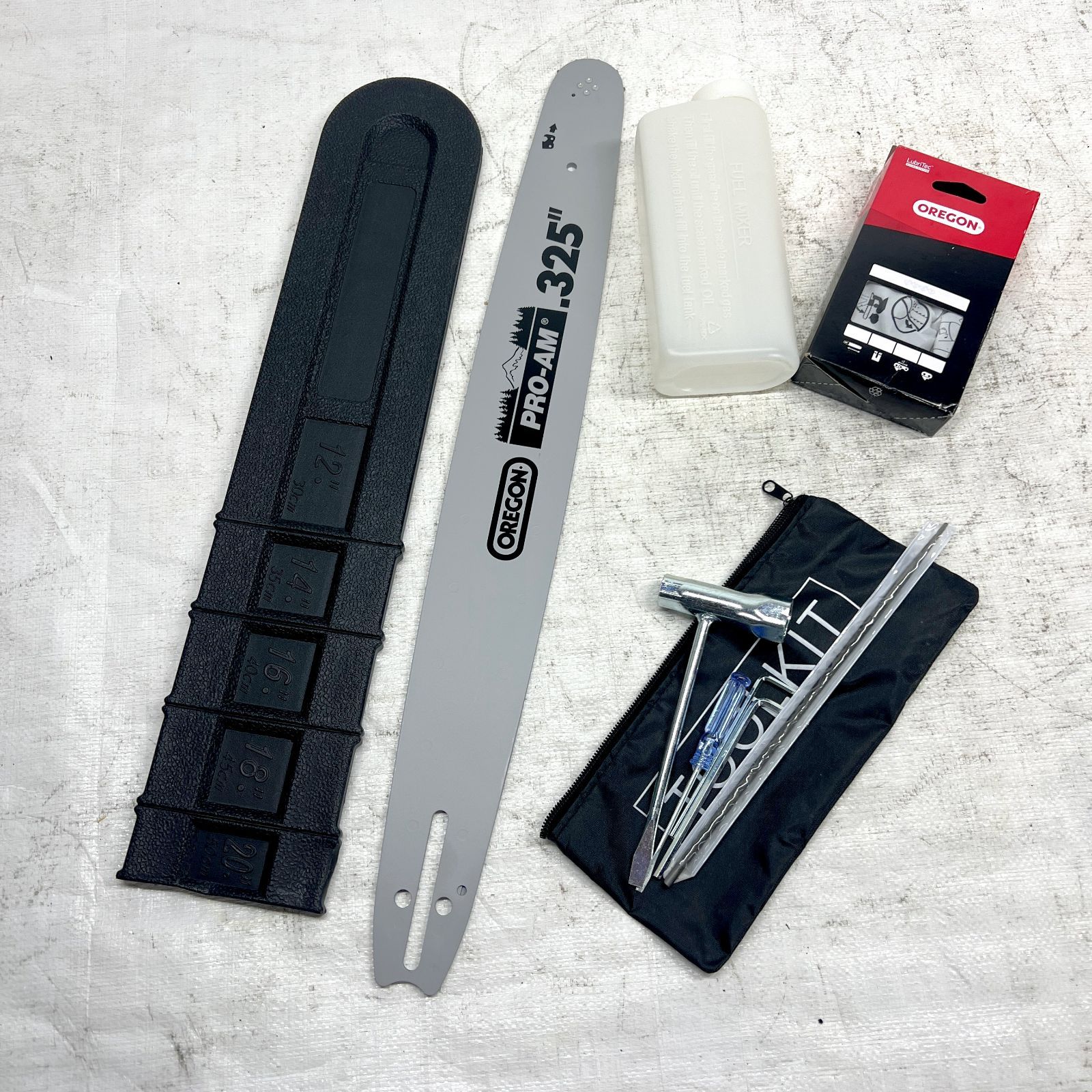  品 エンジン式 チェーンソー YOTUKA 20インチ 50 cm 49 cc 2.9馬力 オレゴン製 ガイドバーとソーチェーンは 倒木 玉切り YS-CS 5200 1037 チェーンソー 切断工具 切断機