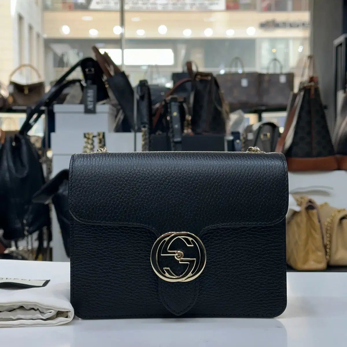 グッチ インターロッキング GG チェーン クロスバック スモール ブラック 510304