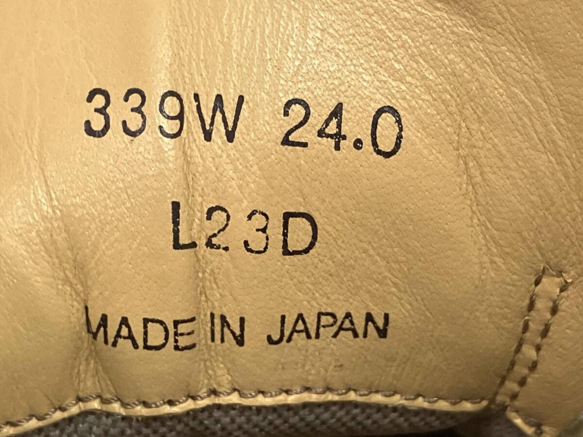 スニーカー 24.0cm