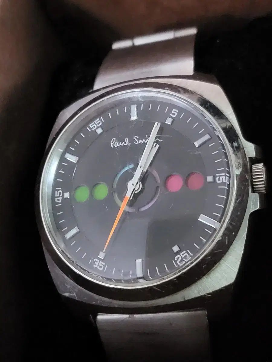 ポール スミス ブラック ダイアル フォーアイ