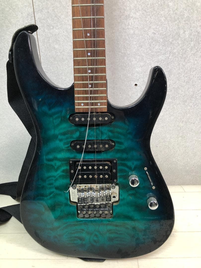 FERNANDES エレキギター ケース付 GOTOHペグ FRTブリッジ装備 FERNANDES エレキギター ケース付 GOTOHペグ FRTブリッジ装備