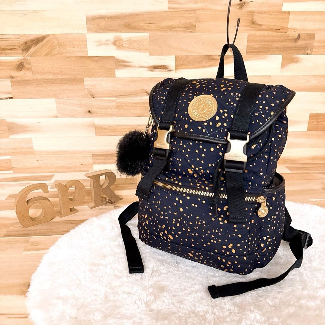 キプリング ランダム ドット柄 キルティング リュック 総柄 紺ネイビー×金 チャーム付き バックパック