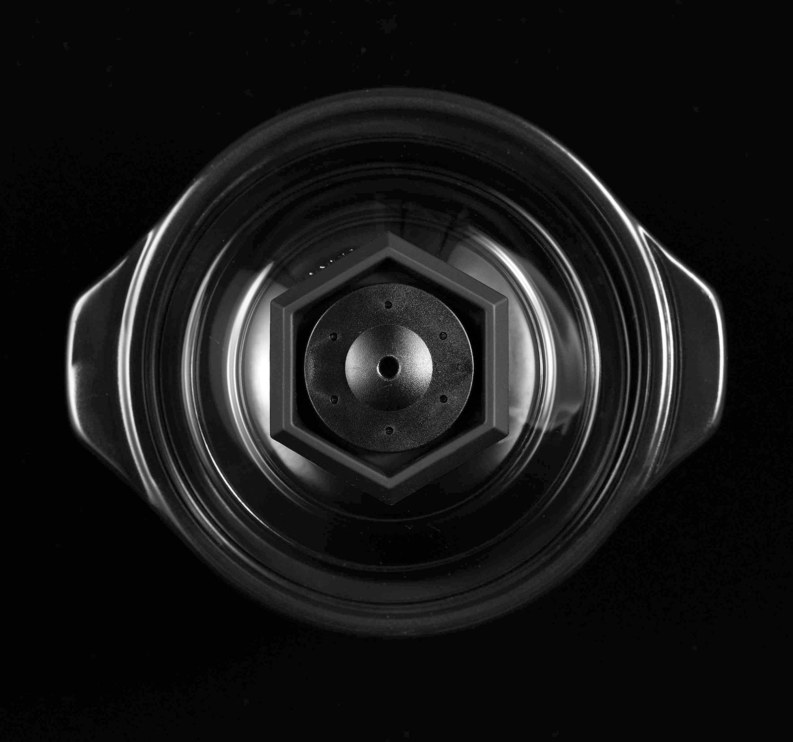 ガラスのご飯釜 1