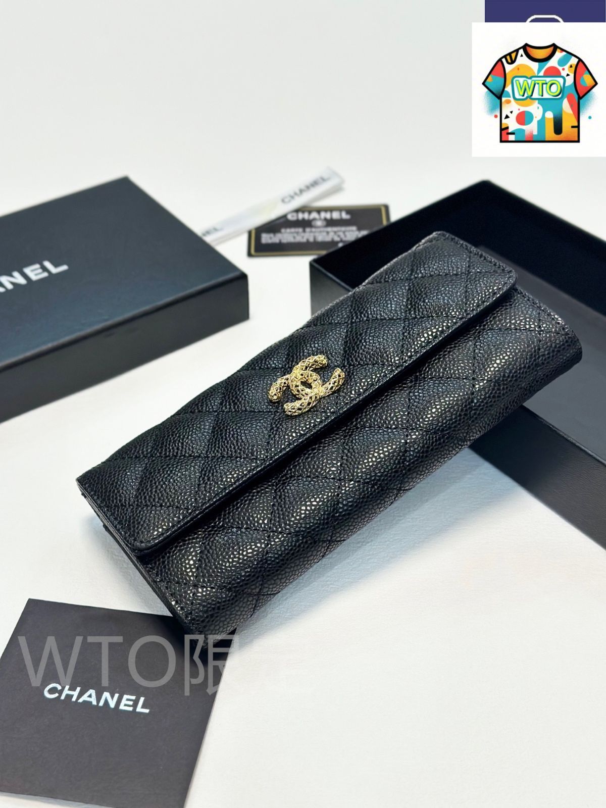 キャビアレザーを採用し精巧な仕上げに優れる