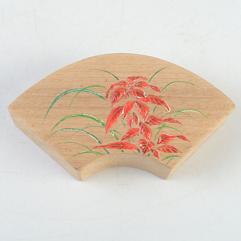 Ｎ４３１　香合　『道場宗廣作』『桐木地』『秋草蒔絵』『扇面香合』　共箱　茶道具 夕顔香合 了々斎好写 道場宗廣 共箱入 茶道具 茶器 香盒 伝統工芸品