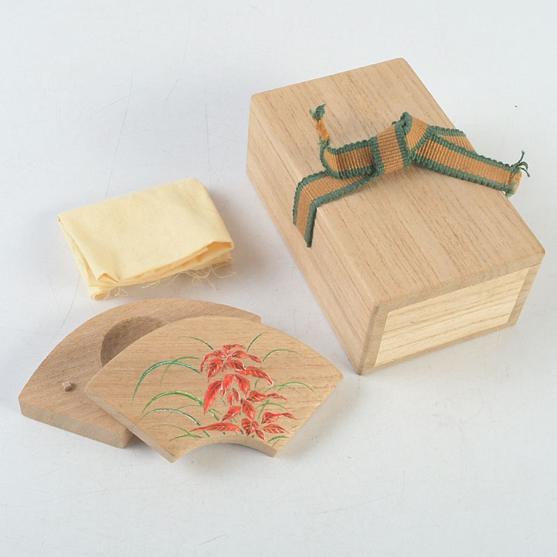 茶道具 道場宗廣作 花文 扇形香合 共箱 V S251 - メルカリ