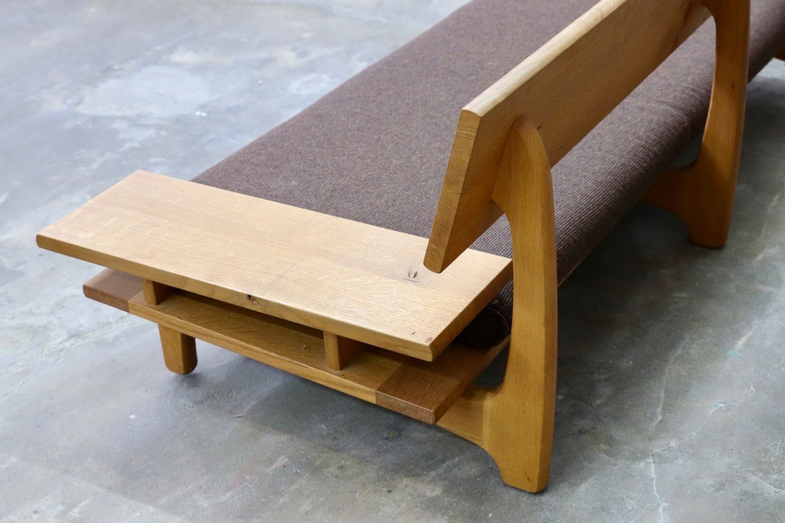 本日大幅値下げ 飛騨産業/キツツキ「森のことば」オーク無垢材3人掛け