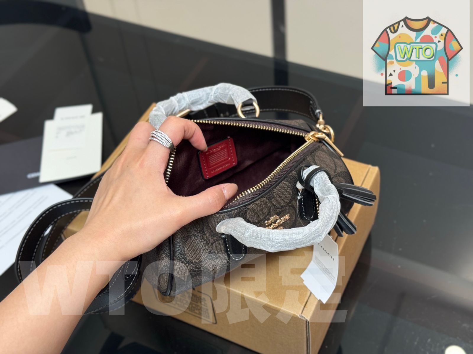  WTO通販 Coach コーチ レイシーペンホルダーバッグシリーズ 幾何学的なデザインが特徴的1-WTO輸入-CWF 77 ハンドバッグ バッグ