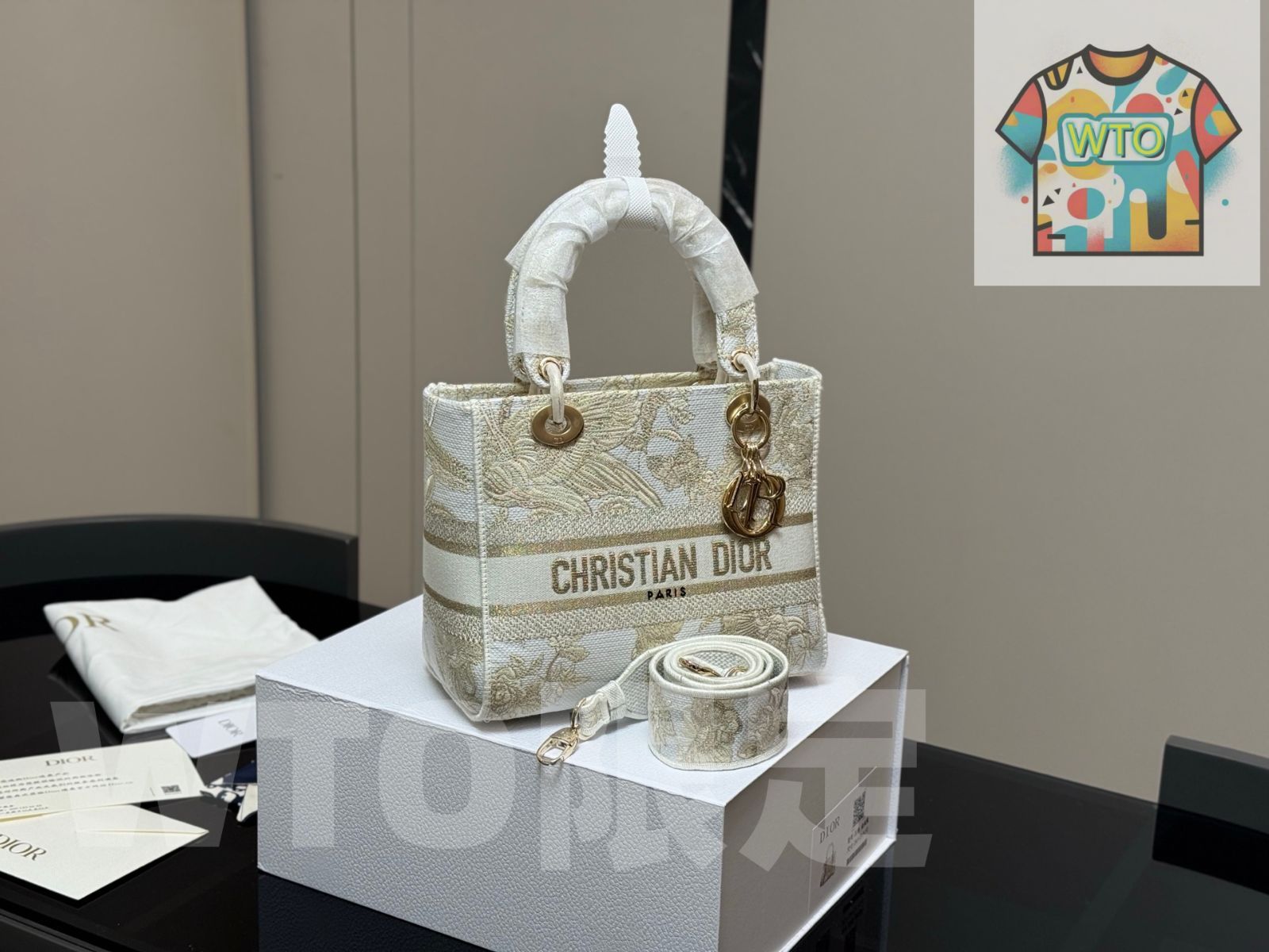 WTO通販 Dior ディオール 刺繍ディアナバッグシリーズ 刺繍の広い肩帯が特徴的1-WTO輸入-JVV 83