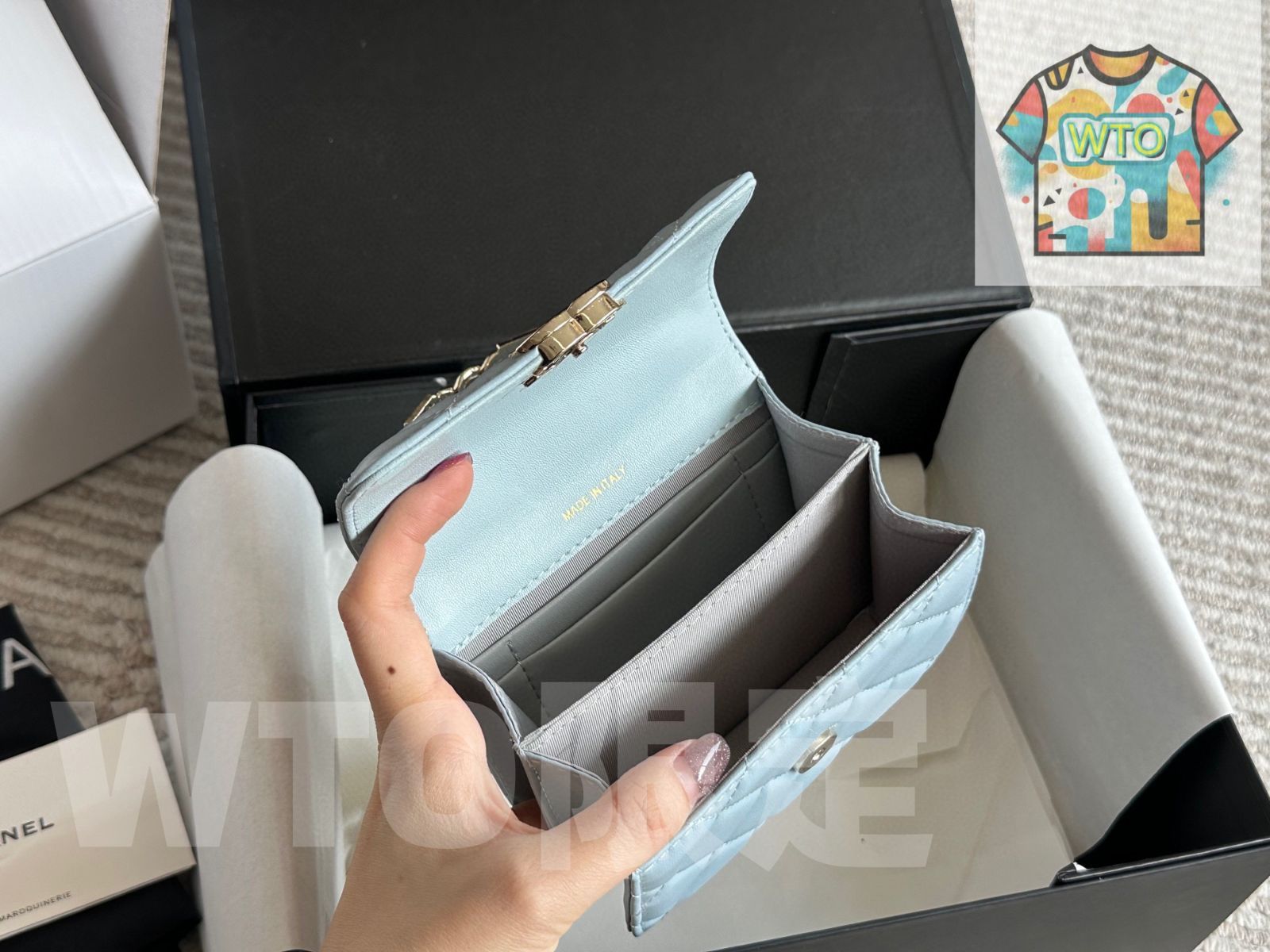  WTO通販 Chanel シャネル 22 sエナメルハンドルミニバッグシリーズ エナメルハンドルが魅力的1-WTO輸入-OQC 88 ハンドバッグ バッグ