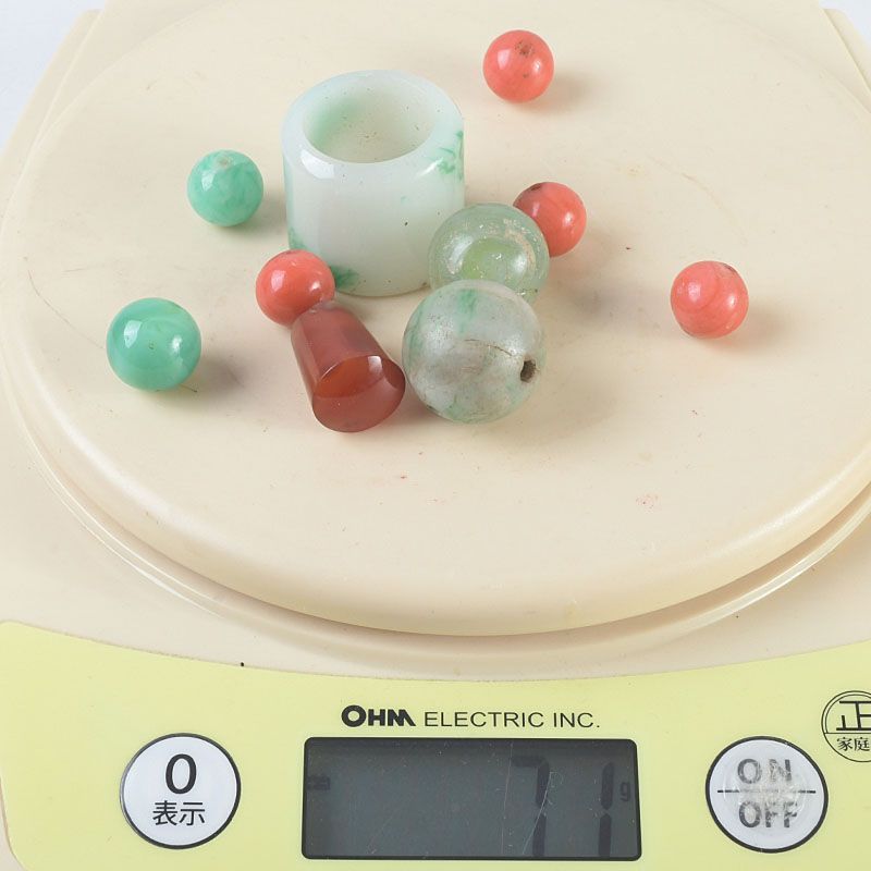 中国　玉石翡翠玉板指　山珊瑚緒締玉など　10点まとめて　C　4958 中国 玉石翡翠玉板指 山珊瑚緒締玉など 10点まとめて C 4958 - メルカリ