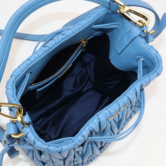 MIUMIU バッグ