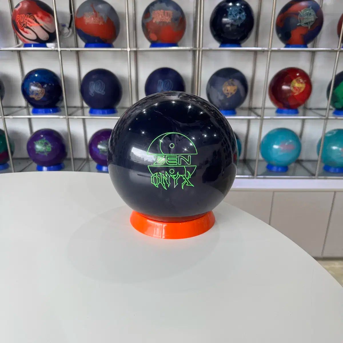 ジェンオニキス ボーリングボール リース ジコウ カノウ