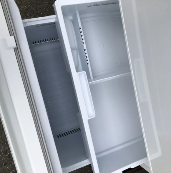 25-2538【中古】三菱 330L 冷凍冷蔵庫 MR-C33G-W1 2022年製 MITSUBISHI