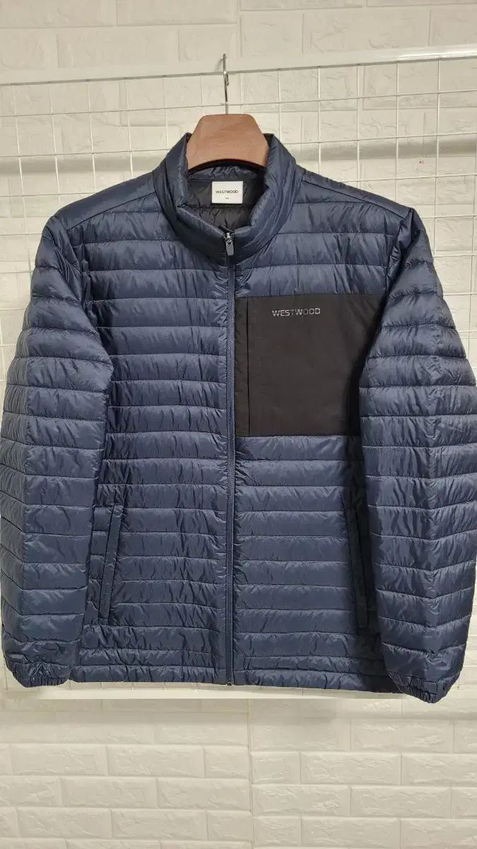 105 ヴィヴィアン ウエストウッド ブルーネイビー ブラックポケットディテール グースダウン 軽量ダウンジャケット XL