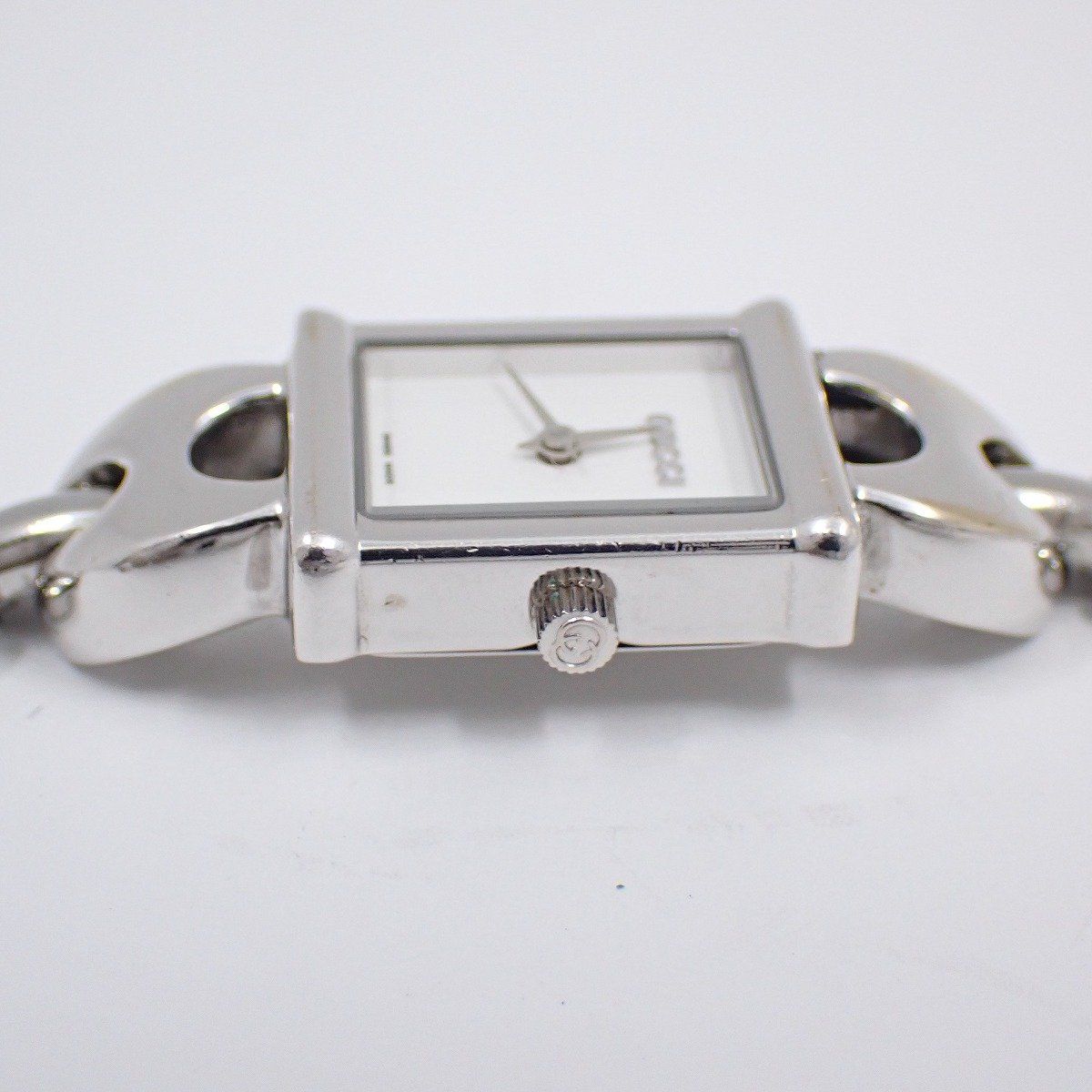 GUCCI グッチ 1800L クォーツ ホワイト文字盤 革ベルト 不動 腕時計