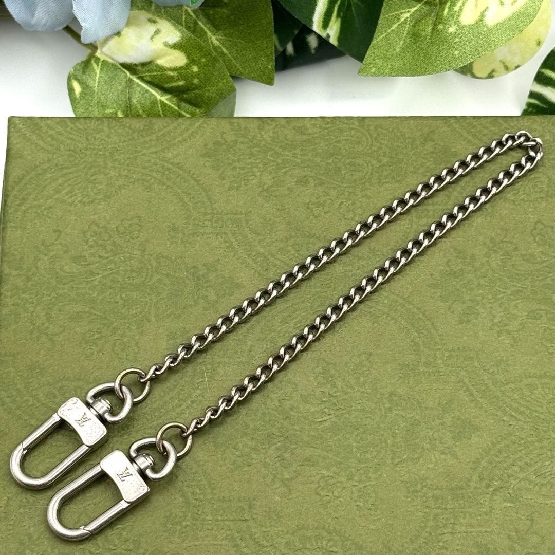 ルイヴィトン キーチェーン シェンヌ アノクレ キーホルダー 098183