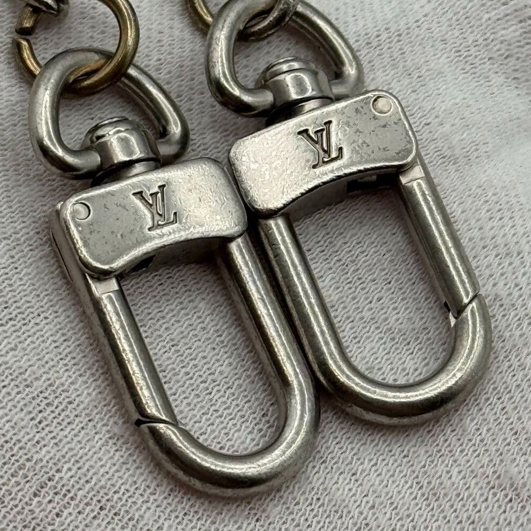 ルイヴィトン キーチェーン 最高 シェンヌ アノクレ キーホルダー