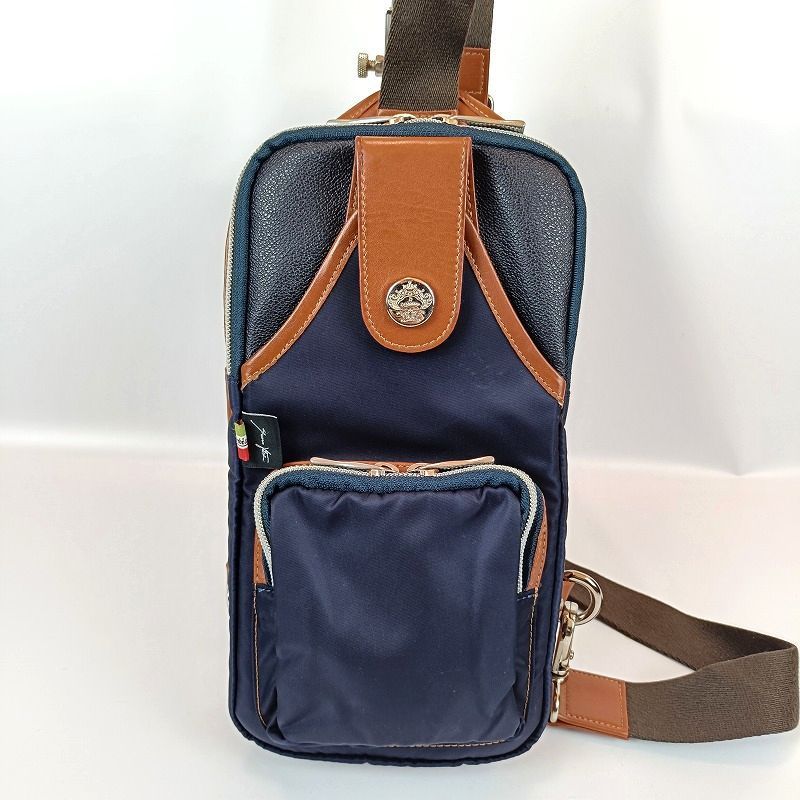 オロビアンコ ボディバッグ