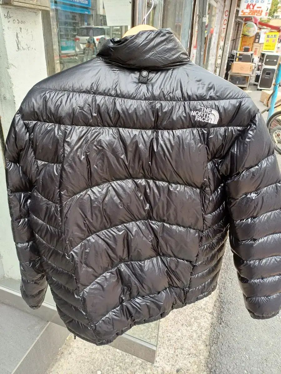 THE NORTH FACE ザノースフェイス メンズ 軽量 グースダウンジャケット 100サイズ