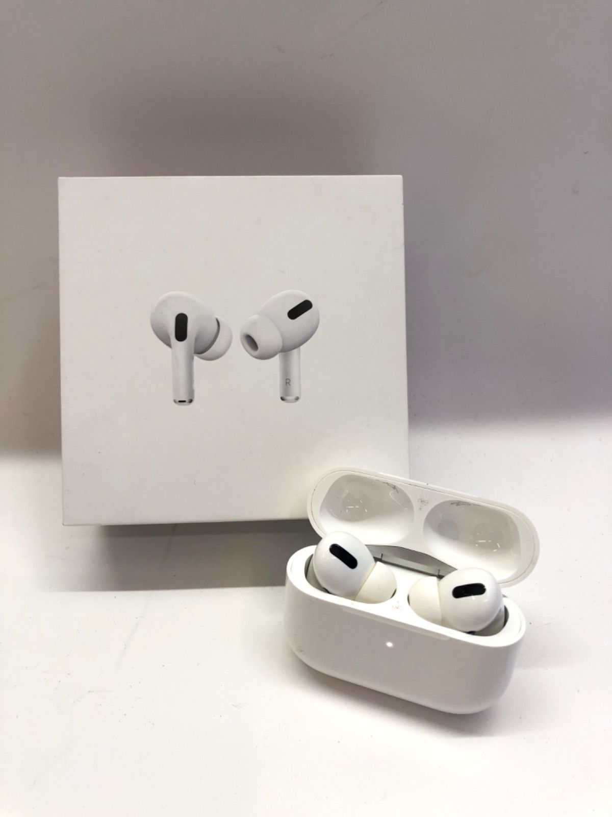 Apple AirPods Pro 第1世代 MLWK3J A A2083 A2084 f153