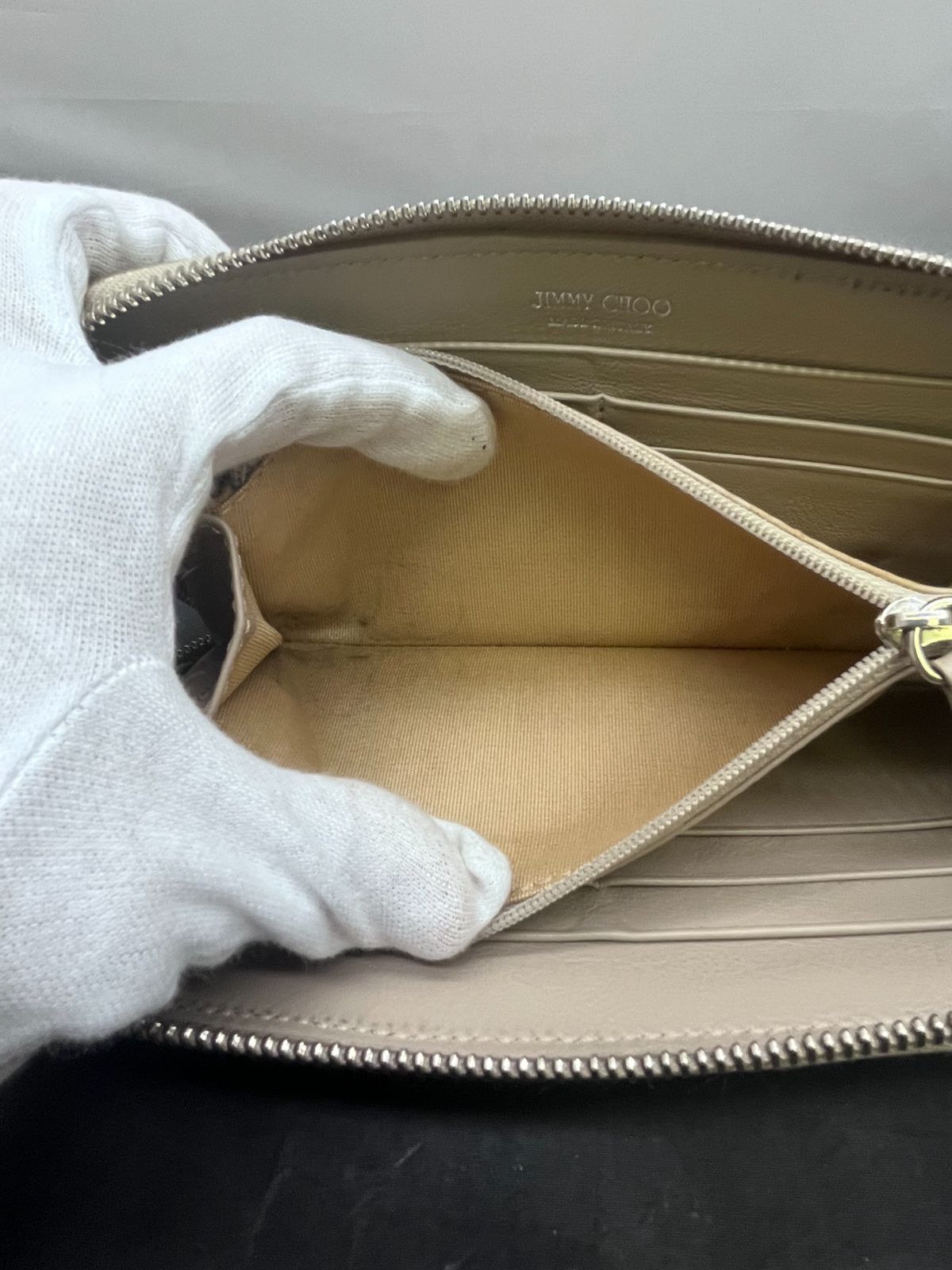 ジミーチュウ 財布