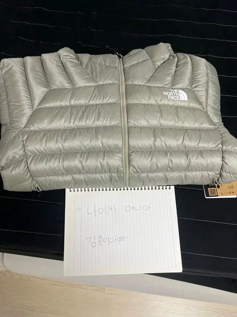 L ザノースフェイス ウゲル フード 軽量ダウン