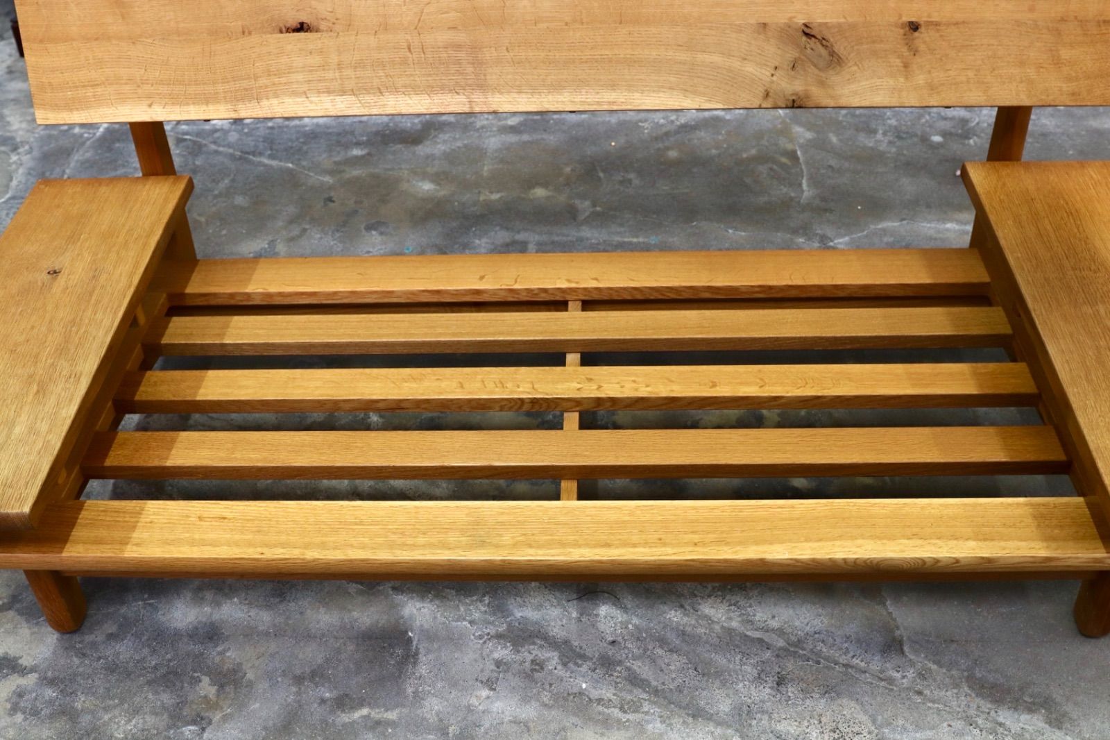  GMIK612B 飛騨産業 HIDA キツツキ 森のとこば 2人掛けソファ ラブソファ オーク無垢材 長椅子 IDC大塚家具 節入り 約33万 子供用ソファ 2人掛け 3人掛けソファ ソファ ソファベッド