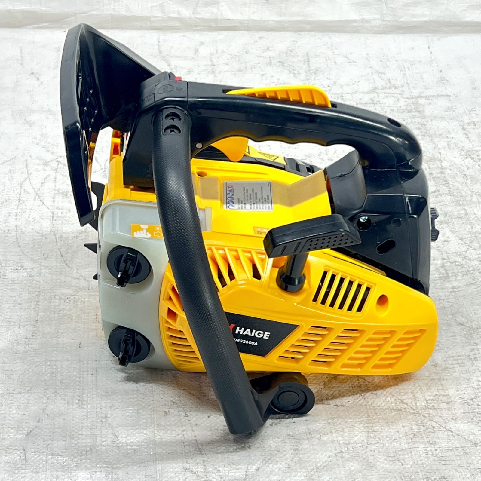 エンジン式チェーンソー