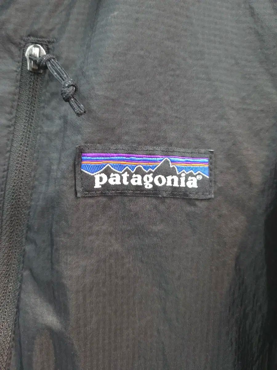 L patagonia パタゴニア WHO フーディニ フード ウィンドブレーカー ブラック OLIVEOS_COM_TR