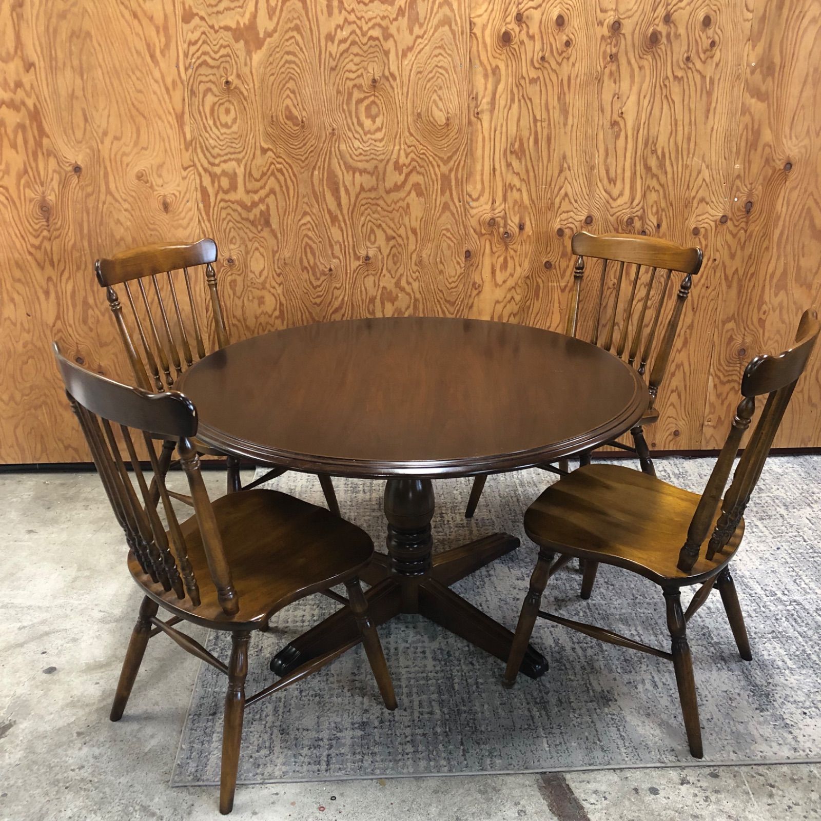 げ交渉 カリモク ダイニングテーブル チェア4点セット 円卓 ブランド家具 洋風 直接 横浜市保土ヶ谷区