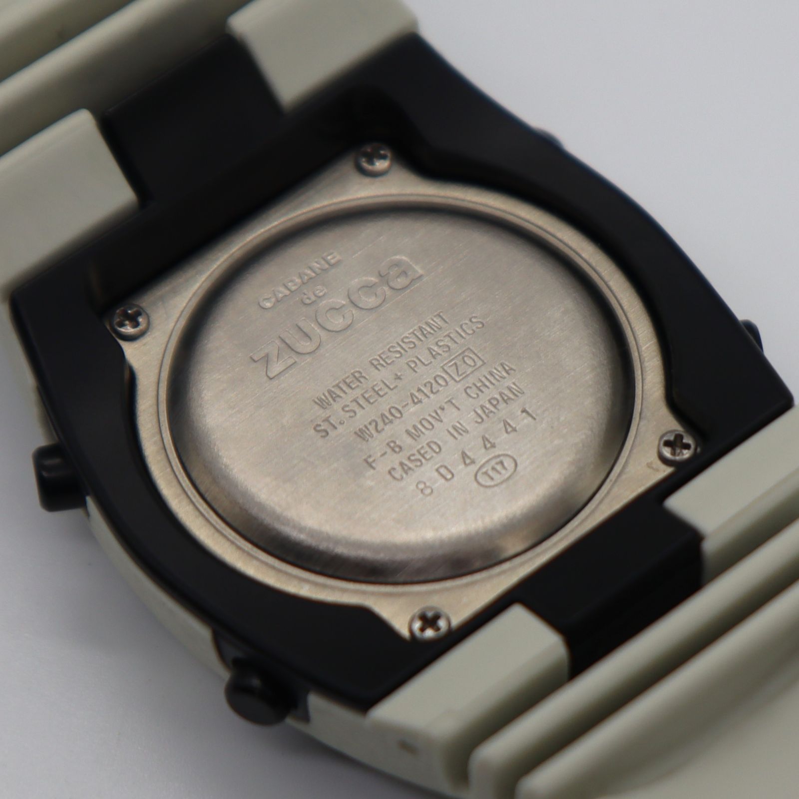 cabane de zucca  腕時計　カバンドズッカ　ゼブラ柄　箱保証書付き CABANE de ZUCCA カバンドズッカ w240-4120 デジタル クォーツ