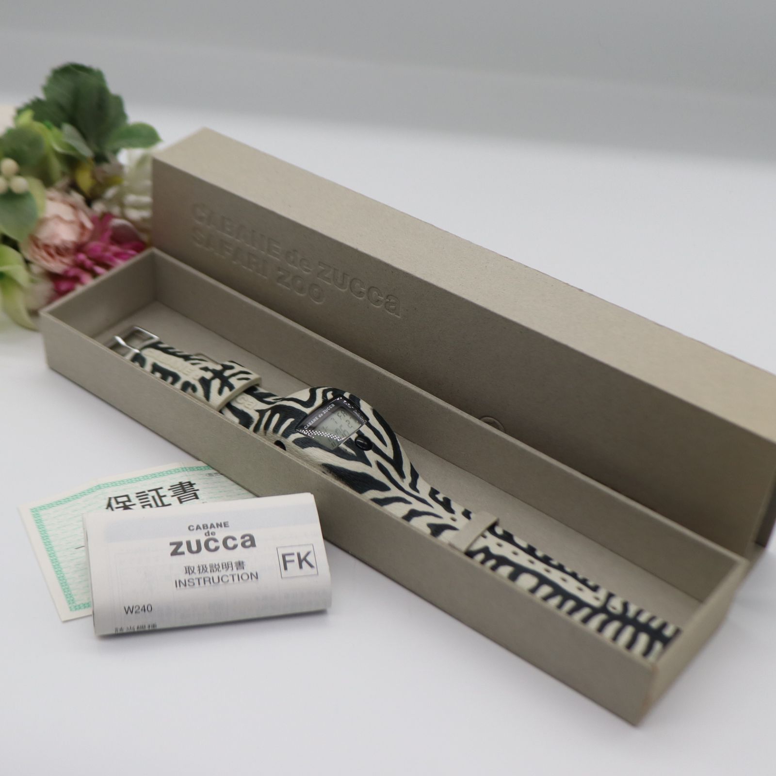 CABANE de ZUCCA カバンドズッカ w240-4120 デジタル クォーツ