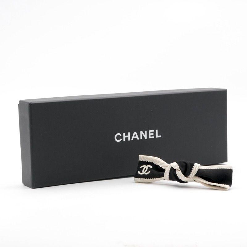 シャネル CHANEL ヘアアクセサリー ブラック アイボリー シルバー ココ