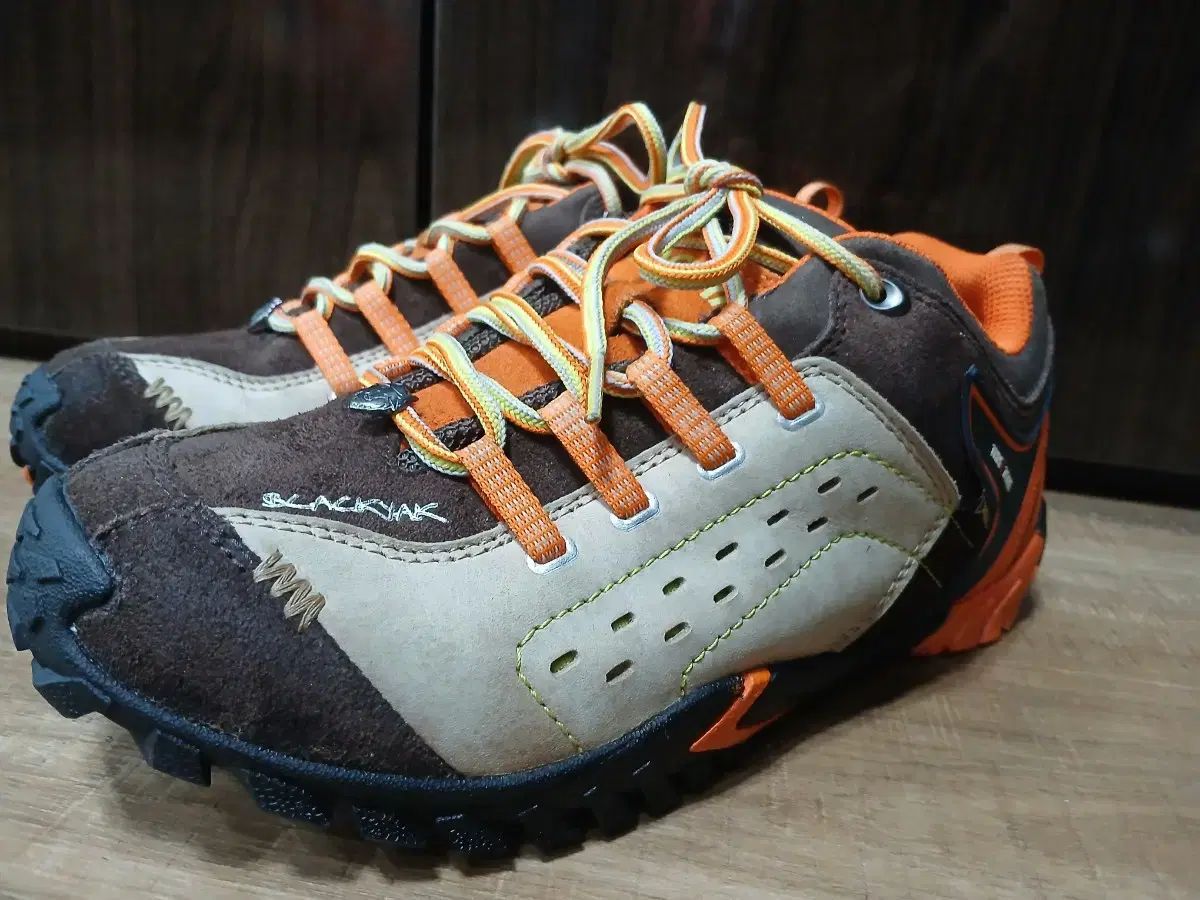 BLACK YAK ブラックヤク 登山靴 ブラウン オレンジ スウェード 255mm