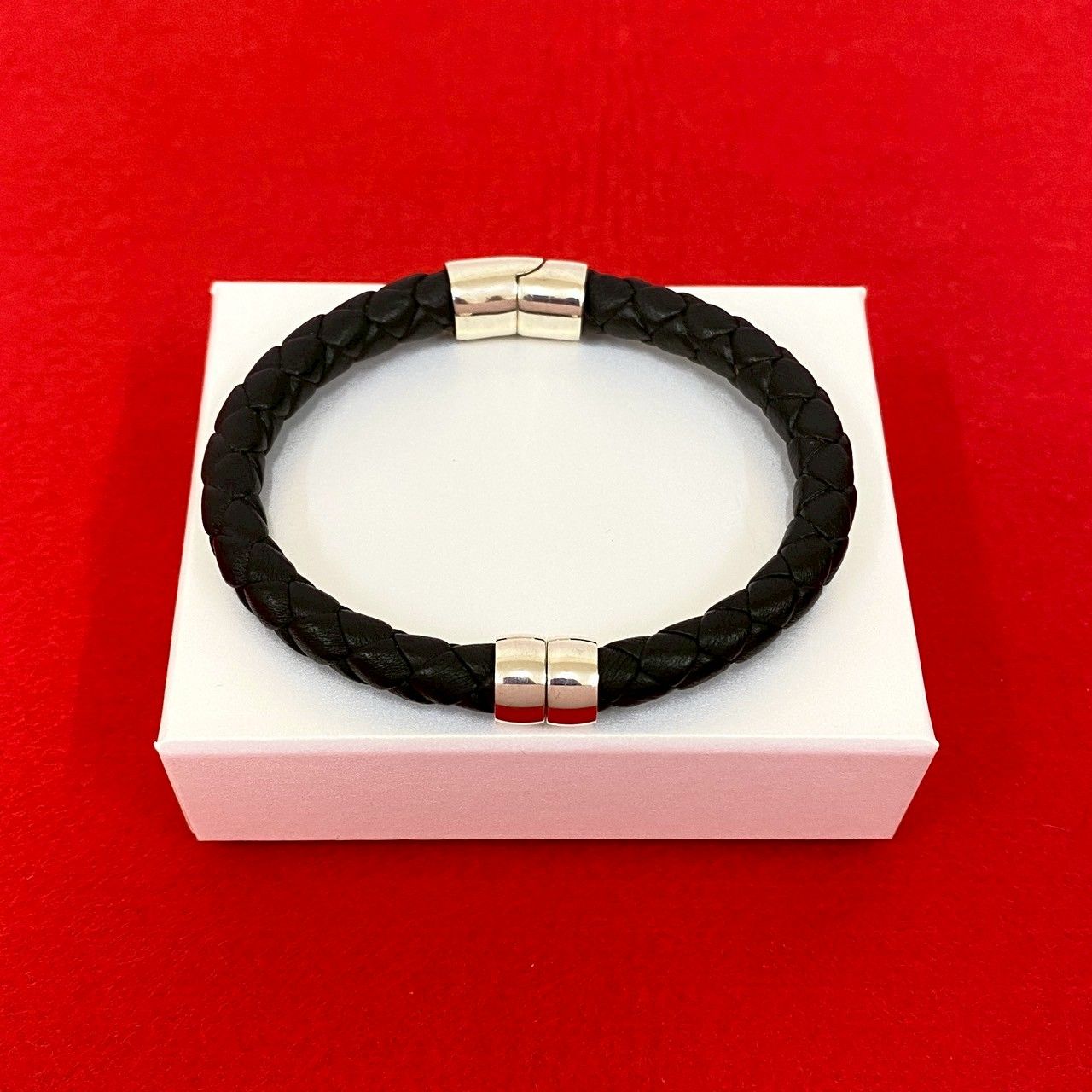 BOTTEGA VENETA ボッテガヴェネタ イントレチャート シルバー925 レザー 本革 ブレスレット バングル ブラック シルバー 46167