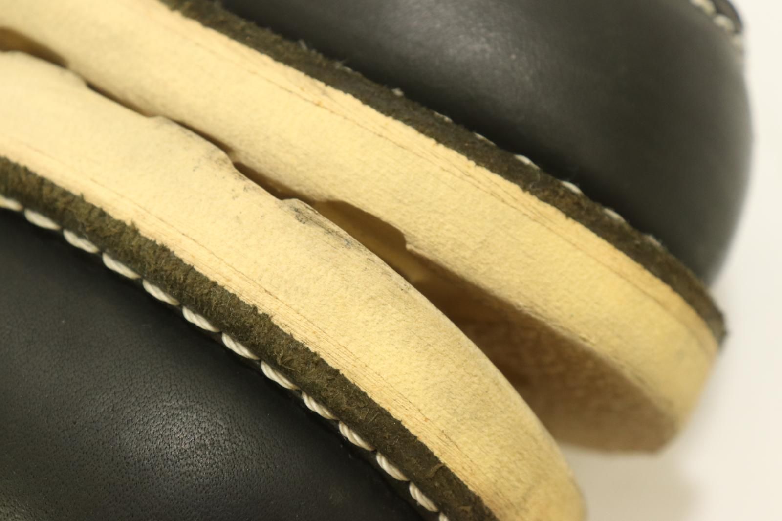 ブラック レザー