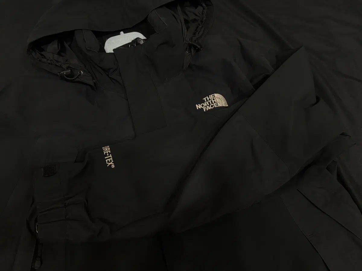 THE NORTH FACE ゴアテックス ウィンドブレーカー