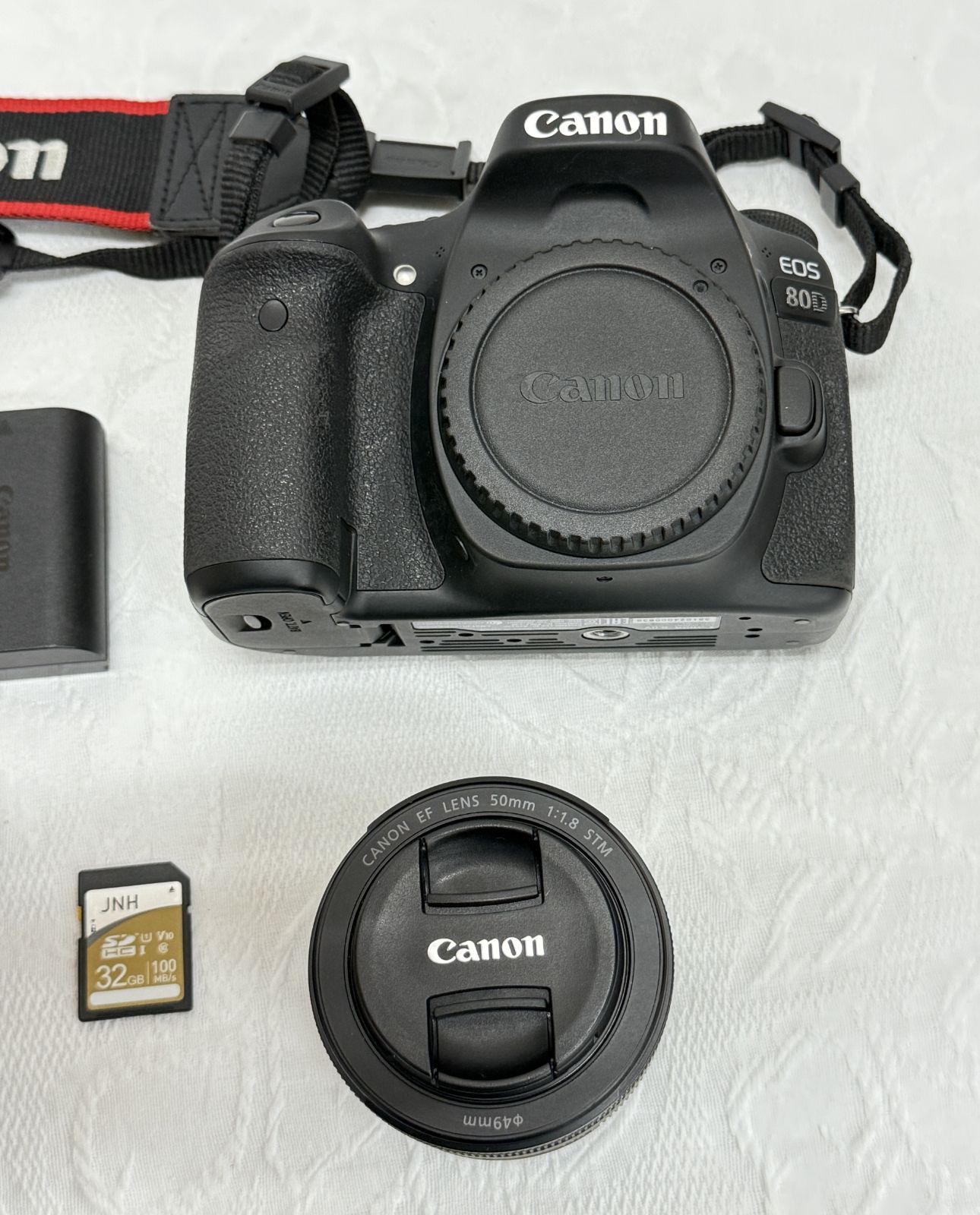 Canon EOS 80D デジタル一眼レフ カメラ　レンズセット Amazon | Canon デジタル一眼レフカメラ EOS 80D レンズキット EF-S18