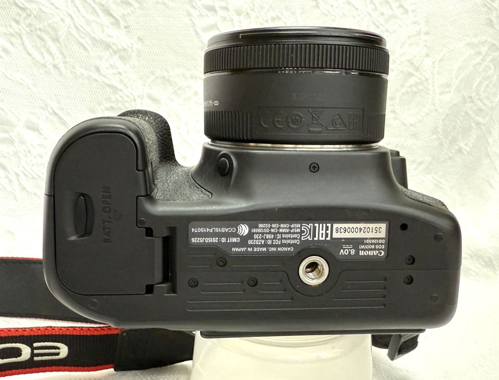 Canon EOS 80D デジタル一眼レフ 本体とバッテリーセット Canon EOS