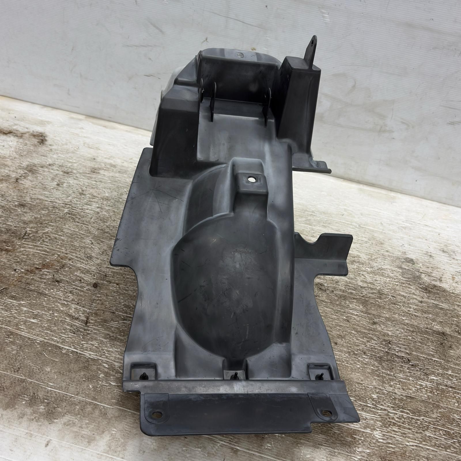 SUZUKI アヴェニス125 CF43A リアフェンダー スズキ