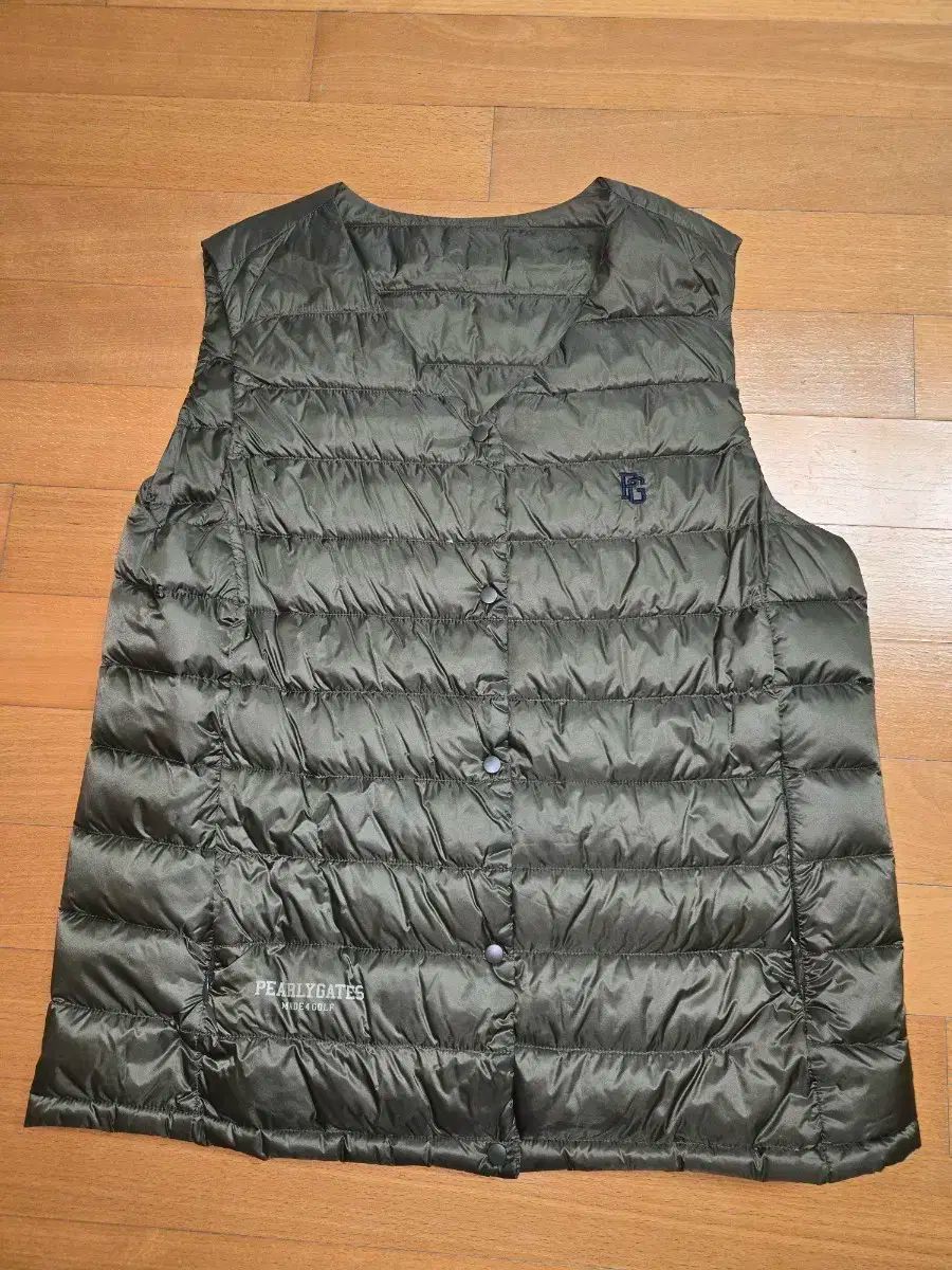 PEARLYGATES ゴルフ ダウン ベスト カーキ色