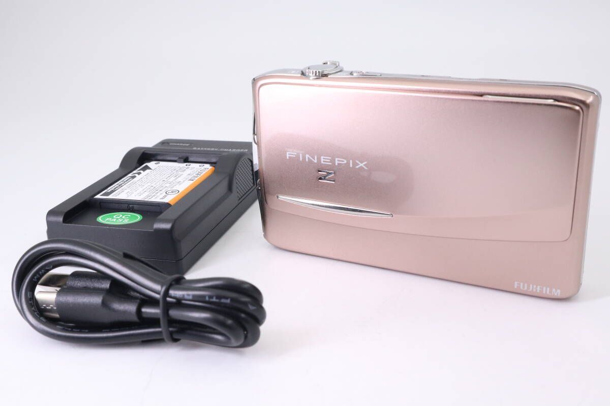 FUJIFILM FINEPIX Z950EXR 富士フイルム コンパクトデジタルカメラ
