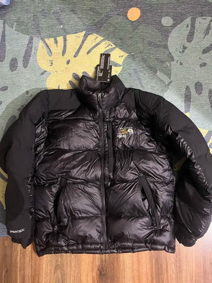 マウンテンハードウェア ステューシー コラボ ブラック ダウン