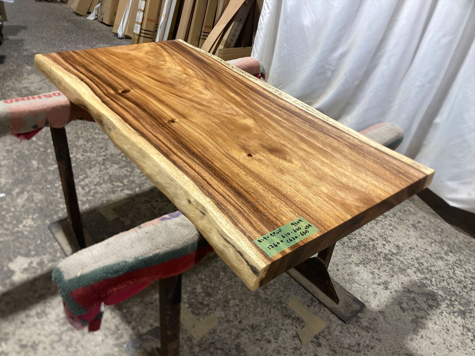 モンキーポッド9309 一枚板無垢 乾燥材 1260x610-620x54mm