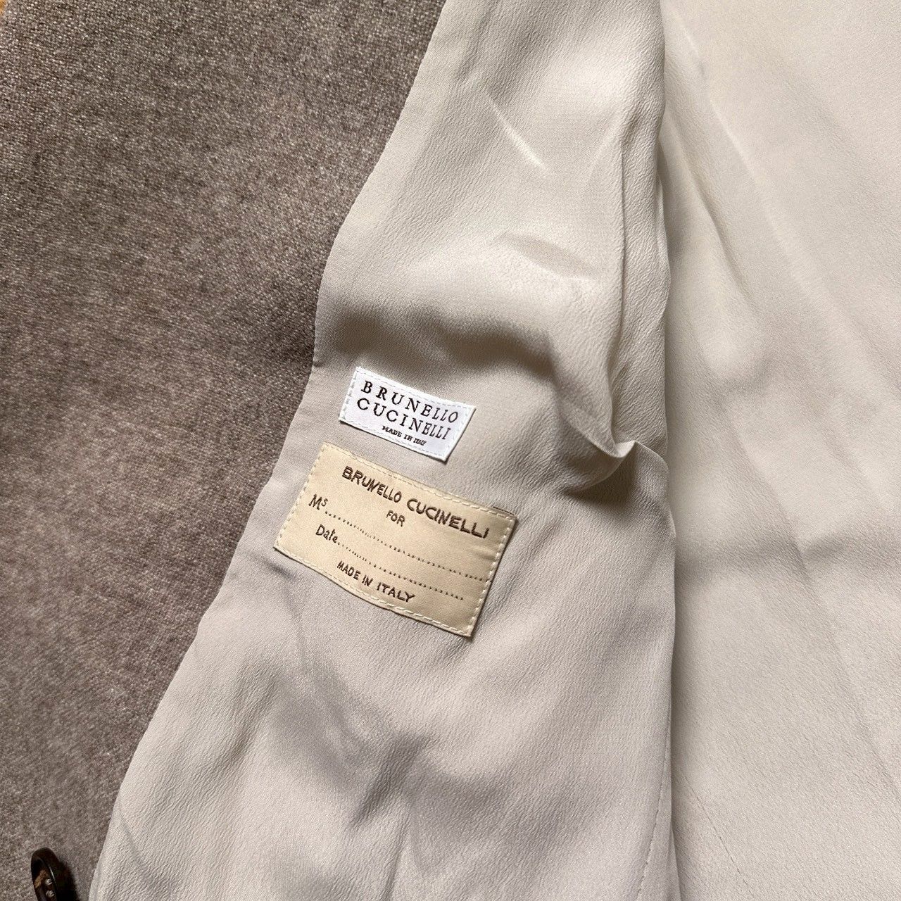 ほぼ未使用!!付属品完備!!】BRUNELLO CUCINELLI ブルネロクチネリ