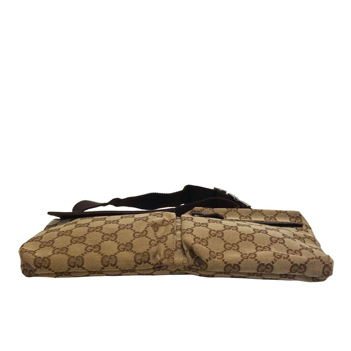 ベージュ×ダークブラウン