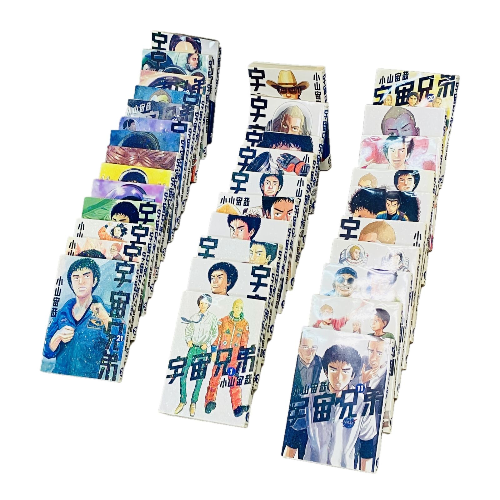 宇宙兄弟　1〜44巻セット　モーニングKC 漫画 全巻セット 宇宙兄弟 コミック 1-44巻セット (講談社) | 小山宙哉 |本 | 通販 | Amazon