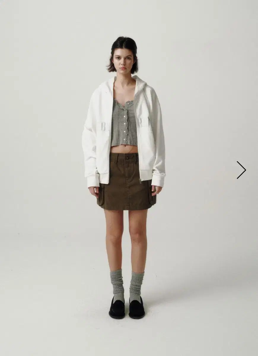 ザ バーネット Campie アイボリー フードジップアップ ジャケット